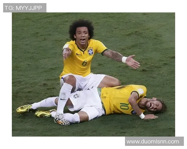 巅峰退役的足球明星们如何影响后辈球员与足球文化的传承与发展